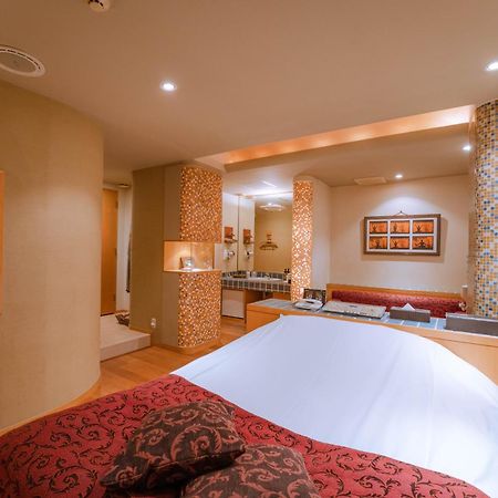 Eight Prince Hotel -Adult Only- Tokorozawa Bagian luar foto