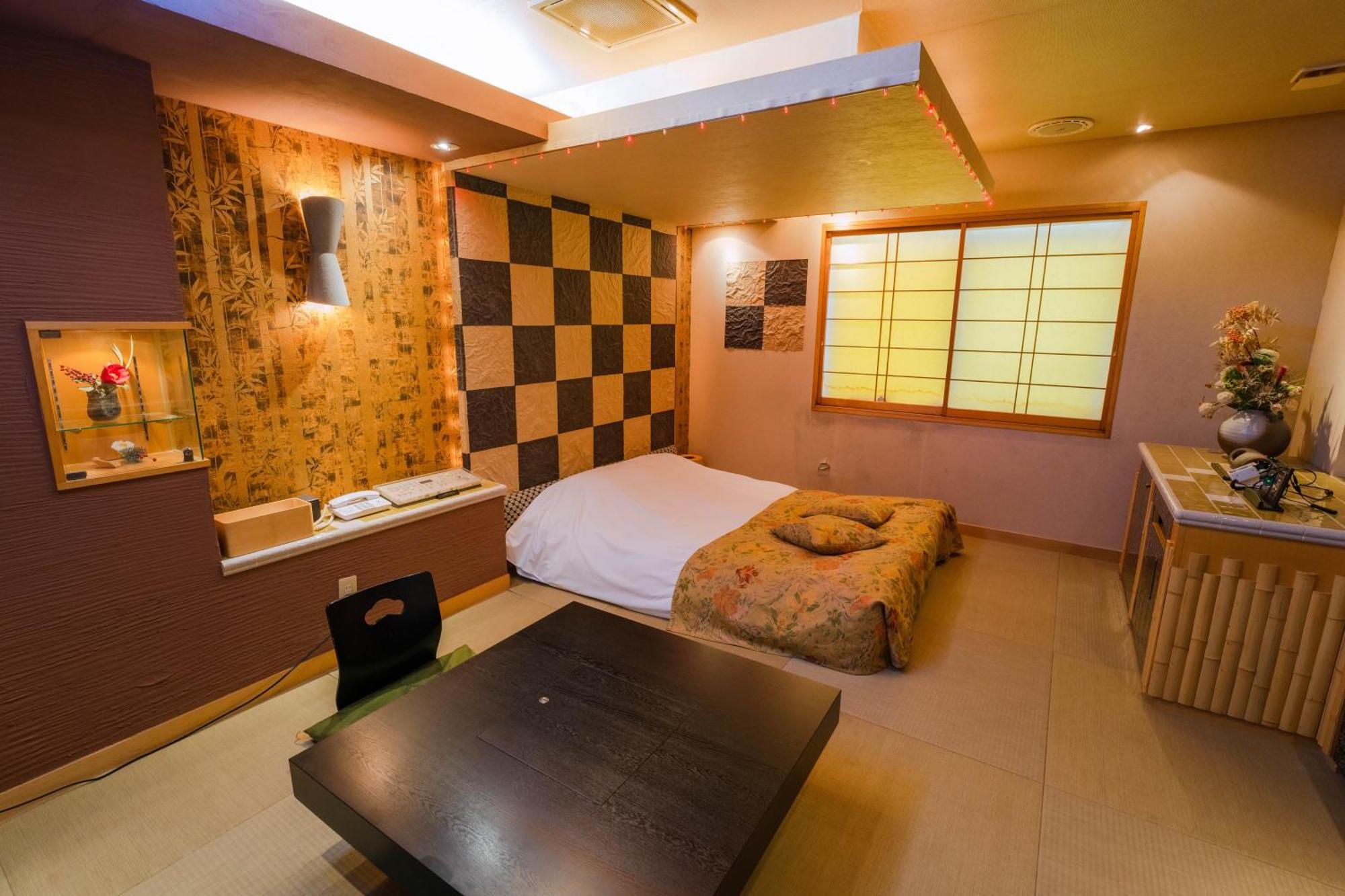 Eight Prince Hotel -Adult Only- Tokorozawa Bagian luar foto