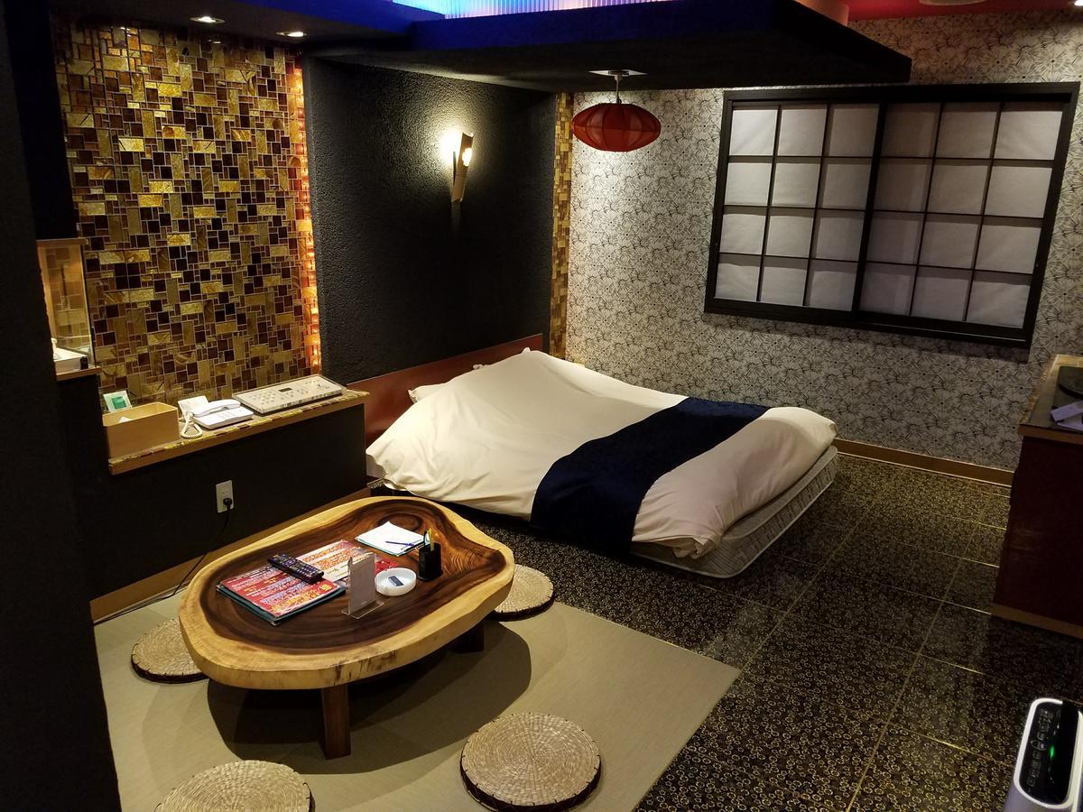 Eight Prince Hotel -Adult Only- Tokorozawa Bagian luar foto